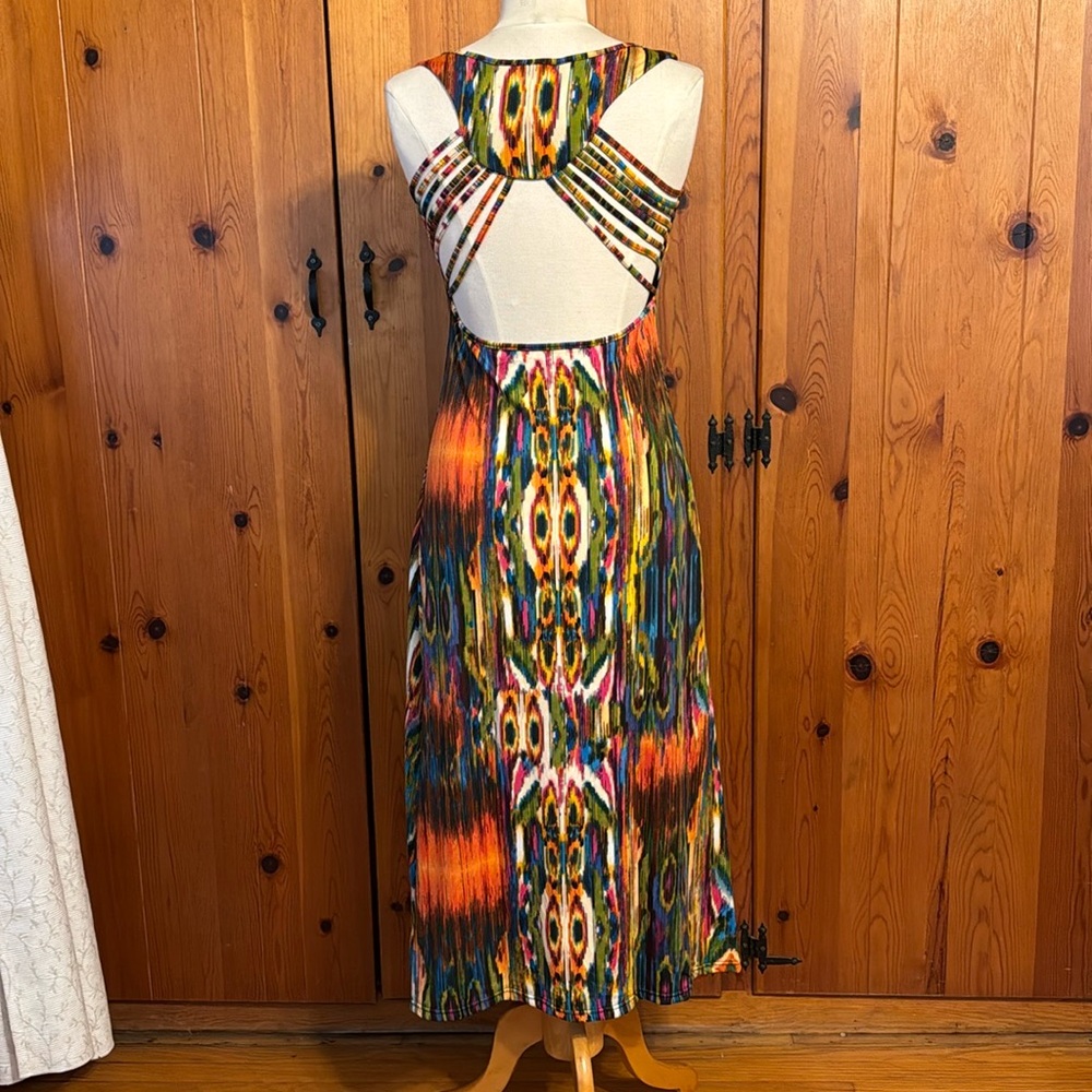 Sexy colorful summer dress with built in bra. NWT.
